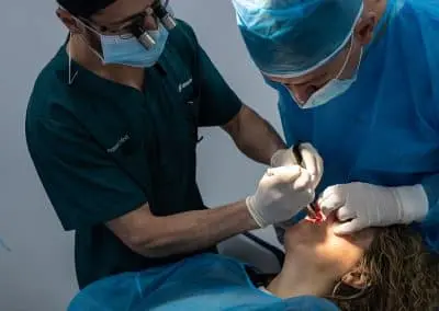 curso de implantes dentales en pacientes